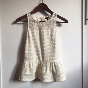 NWT Dynamite Cream Lace Sleeveless Top